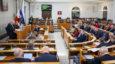 Senat w sierpniu zamontuje system do głosowania na sali obrad za 6 mln zł