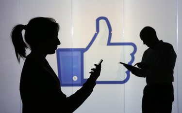 Facebook przekazywał dane użytkowników producentom smartfonów