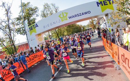 Po raz ósmy odbył się jeden z najpopularniejszych biegów masowych w Polsce - „Biegnij Warszawo".