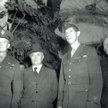 Amerykańscy generałowie Eisenhower i Clark podczas spotkania z admirałem Darlanem (drugi od lewej), 
