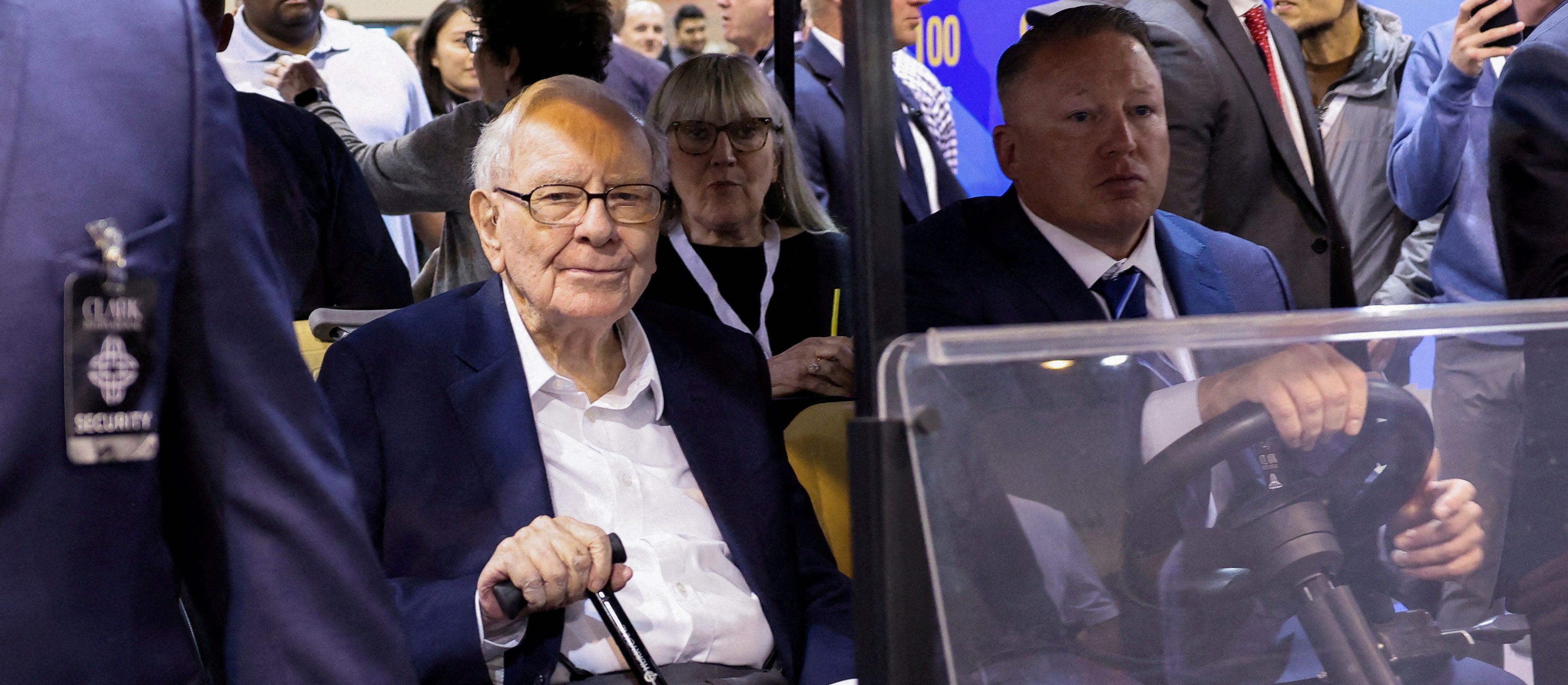 Warren Buffett przekazuje miliardy i stanowisko CEO. Nadchodzi nowa era Berkshire