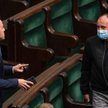 Paweł Kukiz (z prawej) może pomóc opozycji w obronieniu immunitetu Mariana Banasia