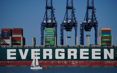 Statek Evergreen - zdjęcie ilustrujące