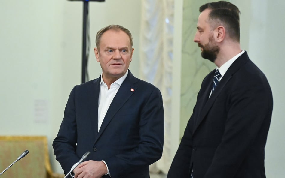 Premier Donald Tusk i wicepremier, minister obrony narodowej Władysław Kosiniak-Kamysz