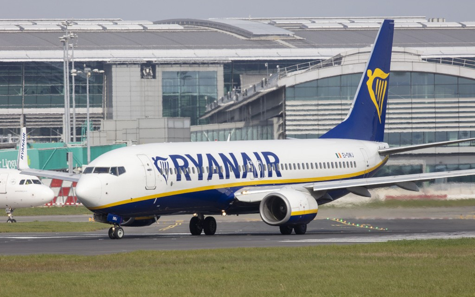 Ryanair znosi opłatę za zmianę rezerwacji