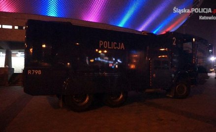 Zadyma przed Spodkiem. Zatrzymani pseudokibice