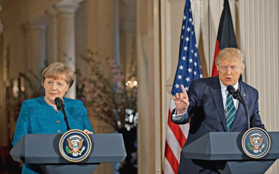 Niemiecka kanclerz Angela Merkel nie wydaje się być zadowolona z tego, że Donald Trump jest prezyden
