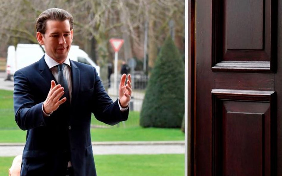 Sebastian Kurz stoi od stycznia na czele koalicji rządowej jego prawicowej ÖVP z Zielonymi. To ekspe