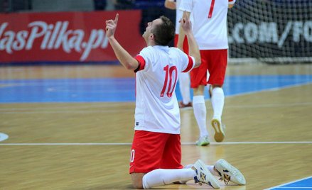 Marcin Mikołajewicz strzelił bramkę w zremisowanym przez Polaków 1:1 eliminacyjnym meczu z aktualnym