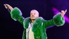 Benjamin Haggerty, znany jako Macklemore, został usunięty z trasy Eda Sheerana po tym, jak powiedzia