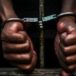 USA: Mężczyzna spędził 23 lata w więzieniu, bo jego matka nie uległa policjantowi