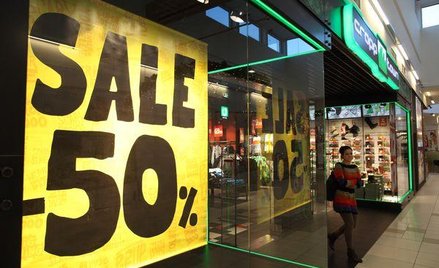 Nadal mniej klientów w galeriach