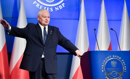Prezes Narodowego Banku Polskiego Adam Glapiński podczas konferencji prasowej w siedzibie NBP w Wars