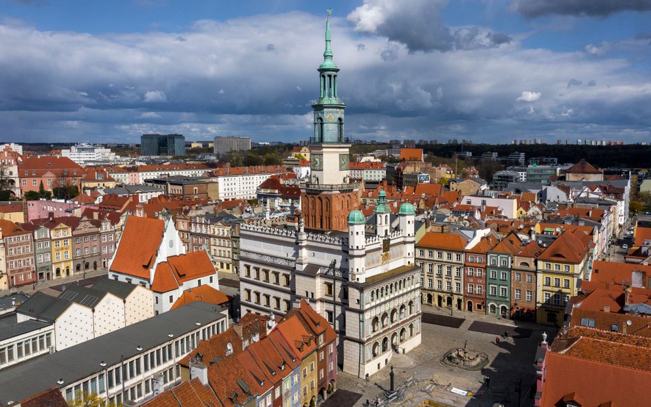 Ratusz w Poznaniu jeden z najcenniejszych zabytków miasta