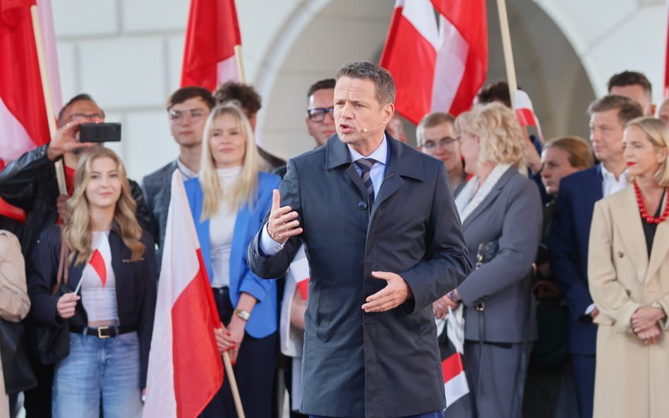 Rafał Trzaskowski na wiecu wyborczym na Rynku w Kaliszu