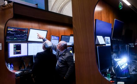 S&P 500 najwyżej w historii, nastroje Amerykanów najniżej