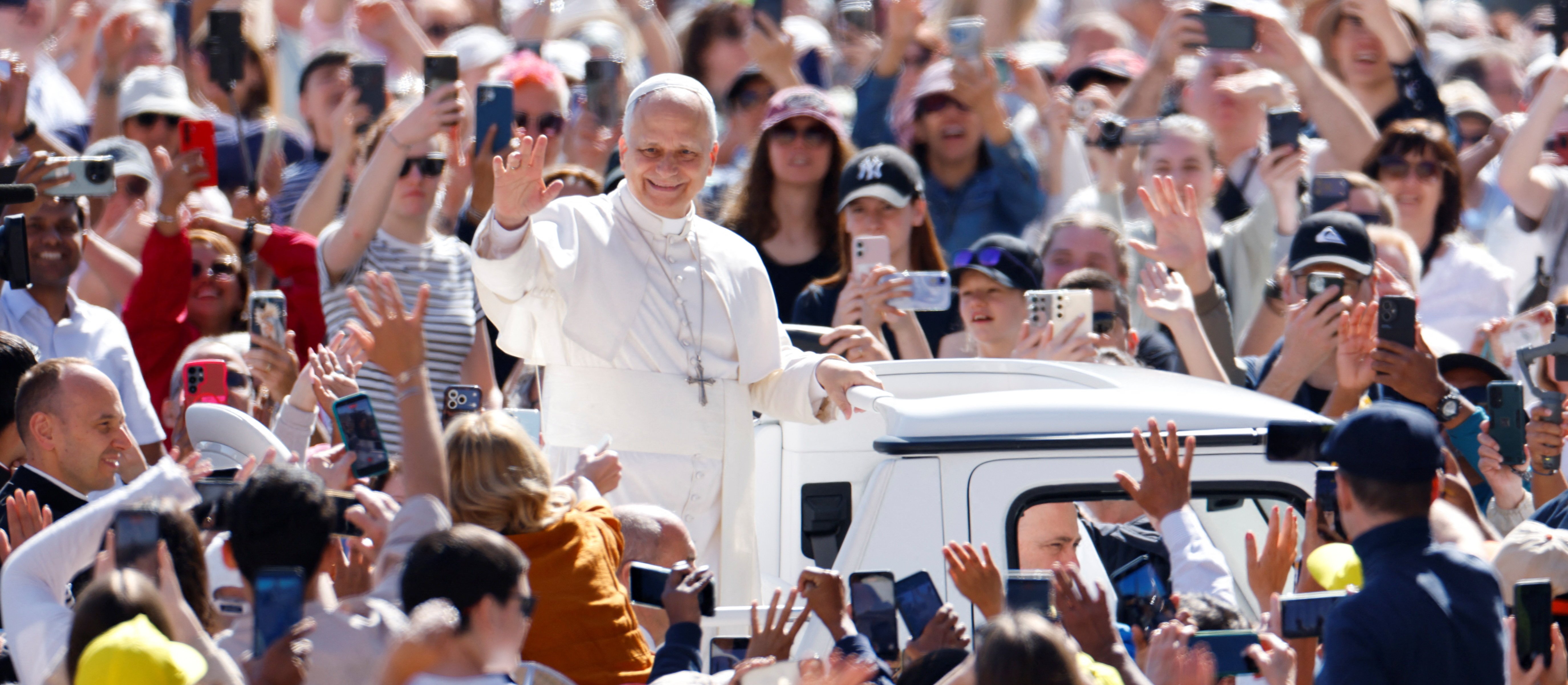 Zakonnice z Goldenstein zniknęły. Teraz pojawiły się ich zdjęcia z Watykanu