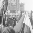 Pochód pierwszomajowy w 1976, na trybunie Edward Gierek.