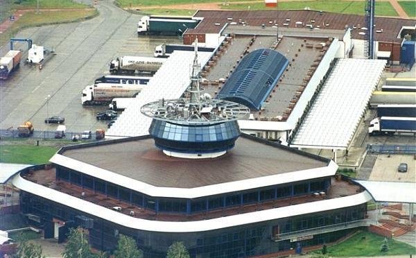 Spedytorzy o zamkniętej granicy: nie czas żałować róż, gdy płoną lasy