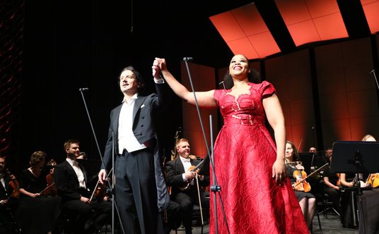 Artur Ruciński i Pretty Yende