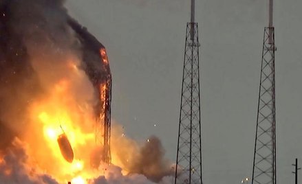 Wybuch rakiety przed startem na kilka miesięcy zablokował loty SpaceX