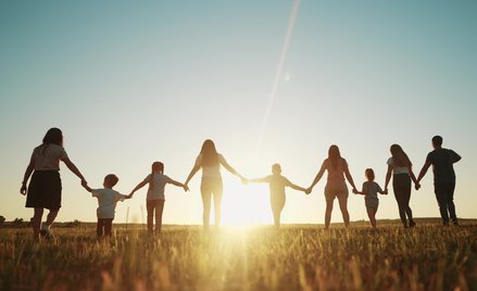 Polska rozdaje miliardy nie tam, gdzie trzeba. Eksperci: skończmy z socjalem „dla wszystkich”