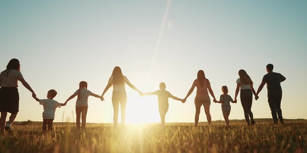 Polska rozdaje miliardy nie tam, gdzie trzeba. Eksperci: skończmy z socjalem „dla wszystkich”