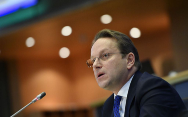 Kandydat na komisarza z Węgier zapewnia, że będzie niezależny od Orbana