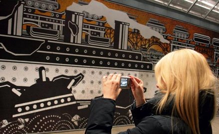 Czołgi w metrze, czyli wizualna opowieść z linii frontu