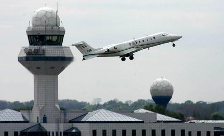 „FAA nie będzie tolerować takiego rodzaju nieprofesjonalnego i niewłaściwego zachowania" — stwierdza