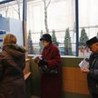 Okienka kasowe mają być bezpieczniejsze
