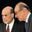 Ben Bernanke, szef Rezerwy Federalnej od 2006 r. (z lewej), kontynuował politykę swego poprzednika A