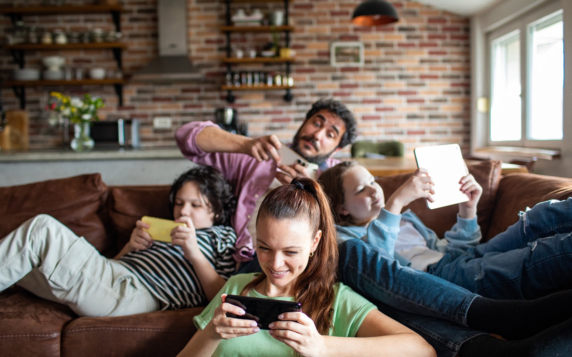 Ptak-Iglewska: Przestrzeń publiczna zamienia się w pułapki dla ludzkiej uwagi