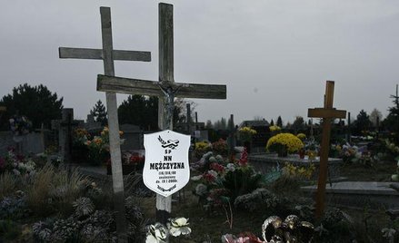 Bezdomnego pochowa wójt