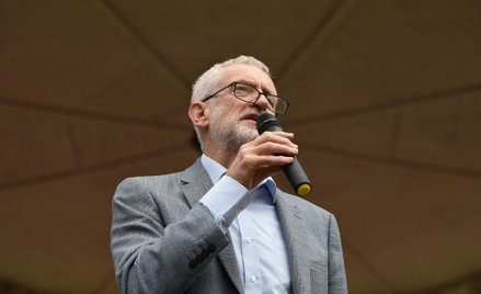 Partia Pracy nie poprze ustawy May o brexicie