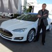 Mimo sporej popularności elektrycznych aut Tesla, firma Elona Muska wciąż przynosi straty