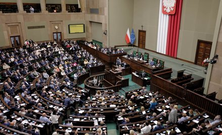 Odrzucenie informacji ws. Obajtka. Część Lewicy głosowała z PiS