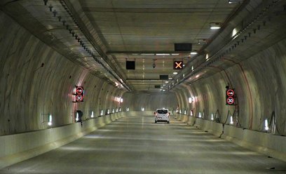 Obecnie najdłuższą podwodną przeprawą jest otwarty w 2023 r. tunel pod dnem Świny w Świnoujściu – ma