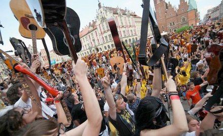 "Hey Joe" na kilka tysięcy gitar