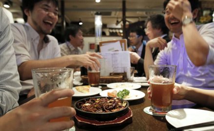 Koniec picia z szefami po pracy