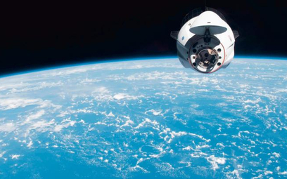 Space X Crew Dragon Endeavour zbliża się do Międzynarodowej Stacji Kosmicznej, kwiecień 2021 r.