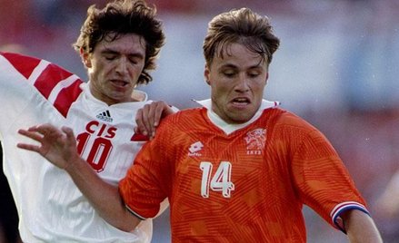 W trakcie eliminacji do Euro 1992 rozpadł się Związek Radziecki i jego reprezentacja zagrała w finał