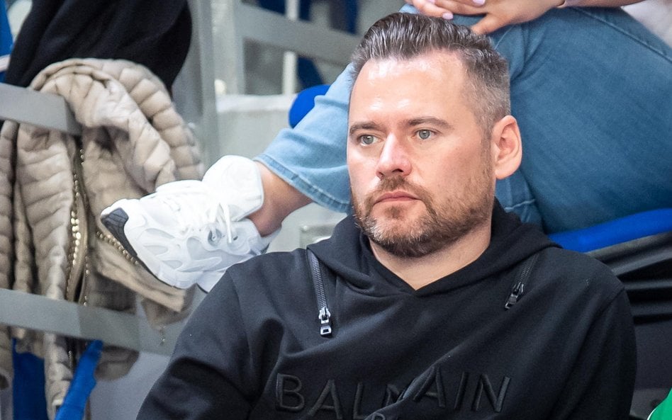 Krzysztof Stanowski jest jedną z bajbardziej rozpoznawalnych postaci w polskich mediach.