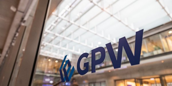 Wakacyjne dywidendy 2025: GPW bije rekordy, PKO BP i Orlen z najwyższą stopą zwrotu