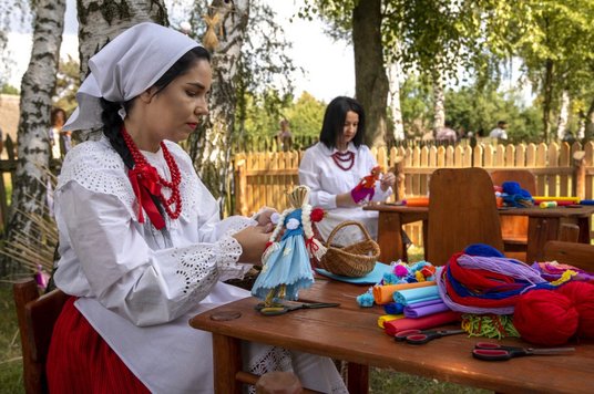 Muzeum Wsi Mazowieckiej w Sierpcu. Warsztaty wykonywania ozdób ze słomy i bibuły