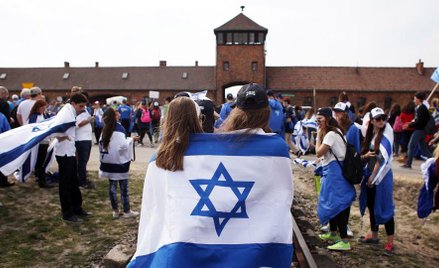 Po wyjazdach do Auschwitz niechęć Izraelczyków przenosi się często z Niemców na Polaków.