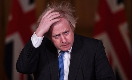 Koronawirus. Wielka Brytania: Kiedy otwarte zostaną restauracje i puby?