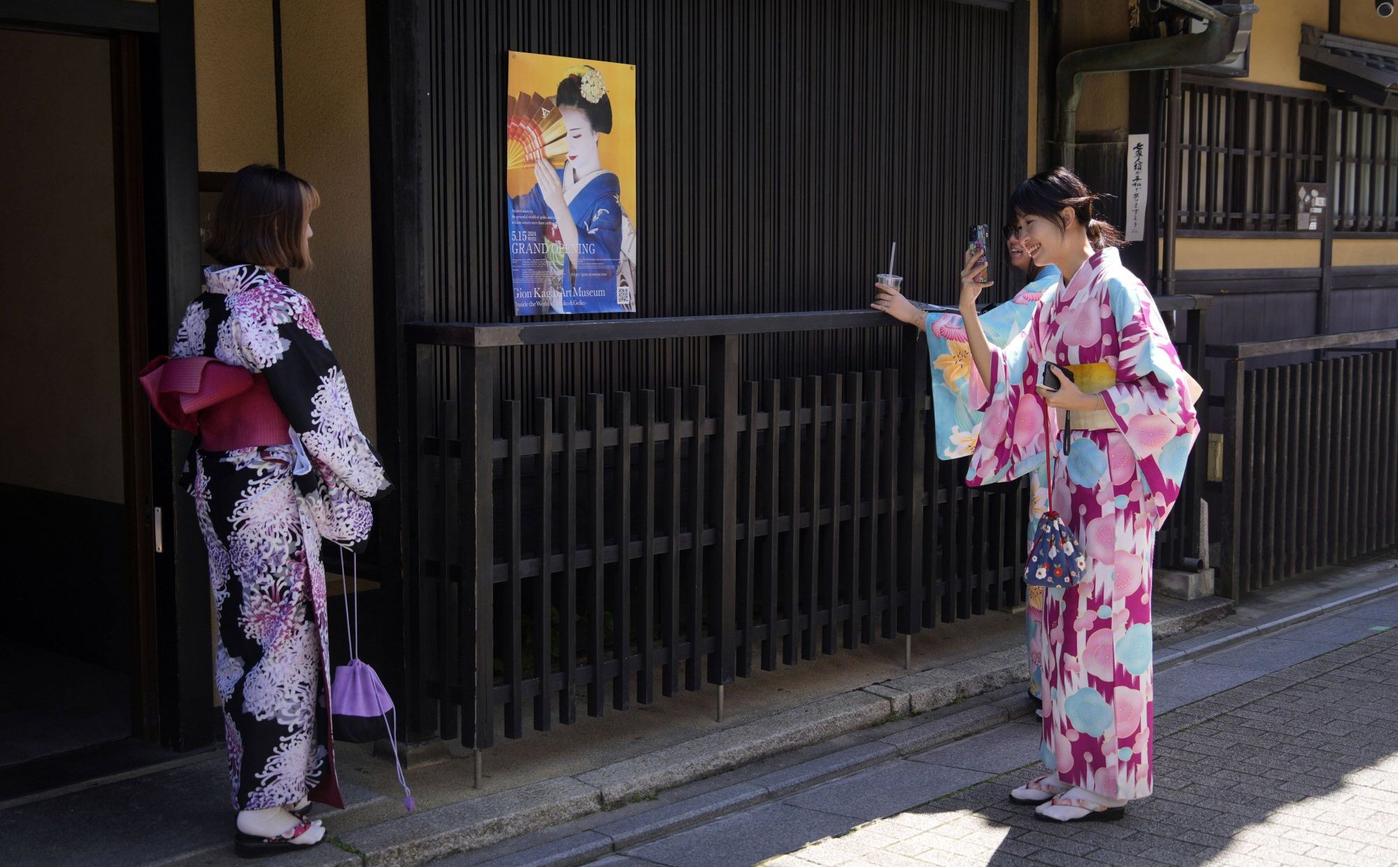 Za dużo turystów w Tokio. Japonia funduje im bilety lotnicze do innych miast