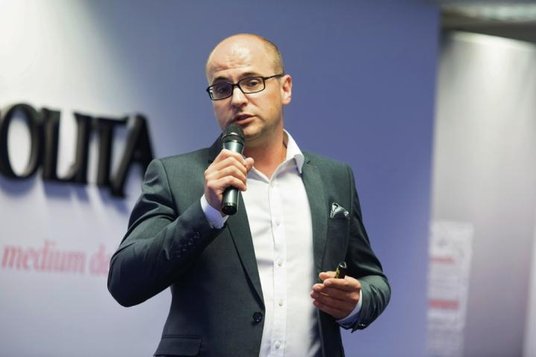 Krzysztof Konopiński z MCI Capital prezentował przykładowe inwestycje.