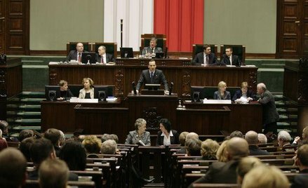 Sejm RP. II czytanie rządowego projektu ustawy o ratyfikacji Traktatu Lizbońskiego.